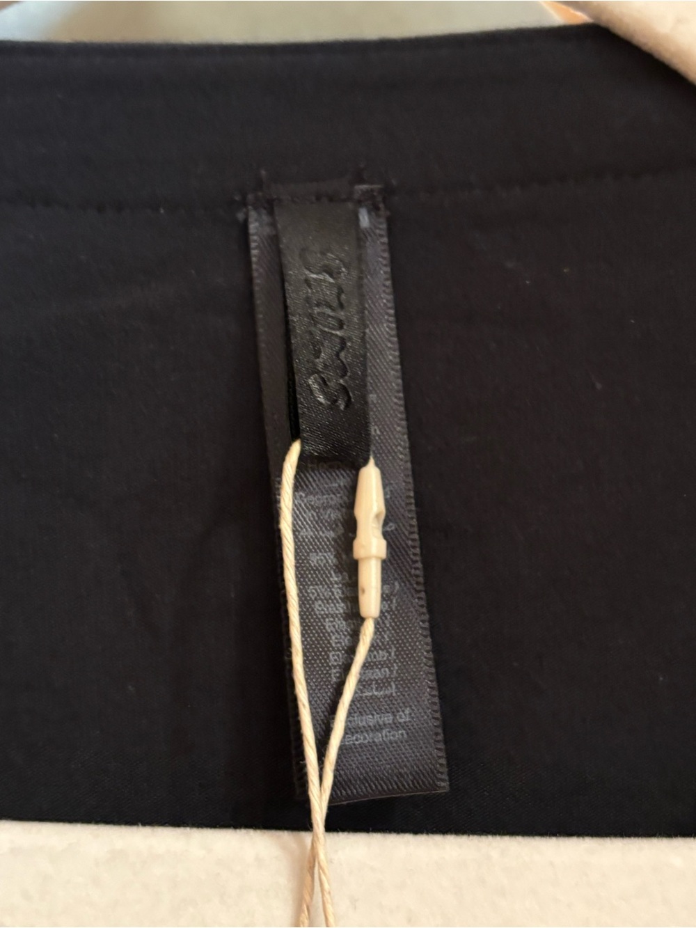 NWT - SKIMS Smooth Lounge Cropped Cardigan – Obsidian Black – Size Medium - Picture 3 of 4
